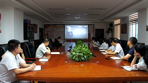知敬畏存戒懼——陜儲(chǔ)糧集團(tuán)華州庫(kù)黨支部開(kāi)展廉政警示教育